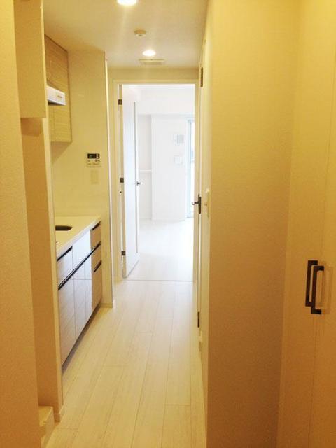 玄関　※写真は同タイプ住戸です。