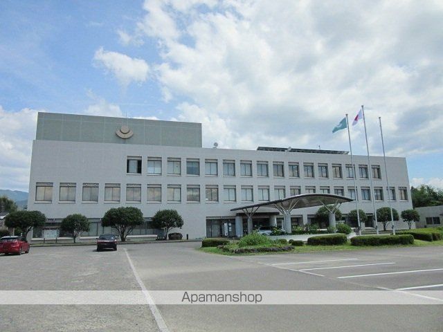役所　錦町役場（役所）まで2800m