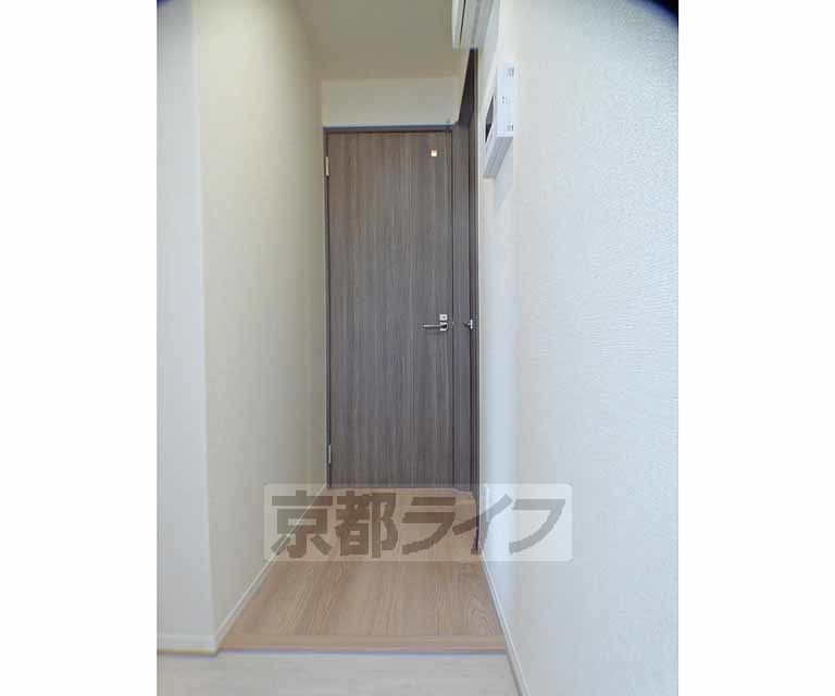 その他部屋・スペース　玄関から見たところです。