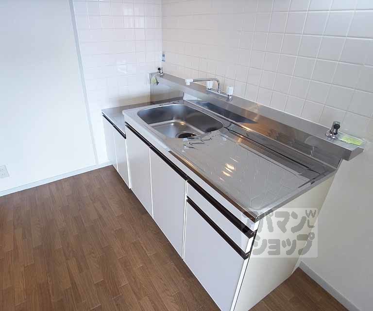 キッチン　広めのキッチンです。