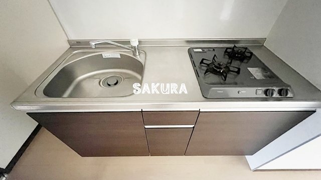 キッチン　広々使える快適な調理スペースです♪