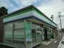 コンビニ　ファミリーマート（コンビニ）まで10m