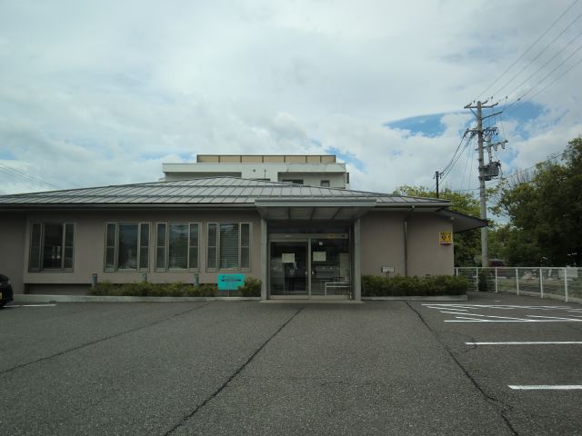病院　松本市小児科内科夜間急病センター（病院）まで920m