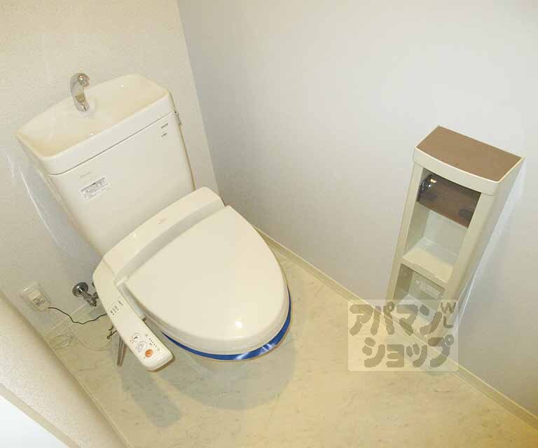 トイレ　ウォシュレット付きのトイレです