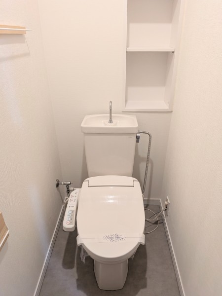 トイレ　コンパクトで使いやすいトイレです