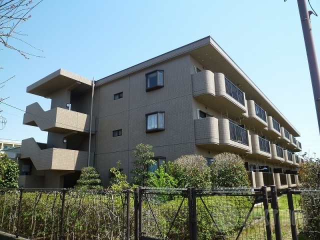 建物外観　ヴェルドミールの外観