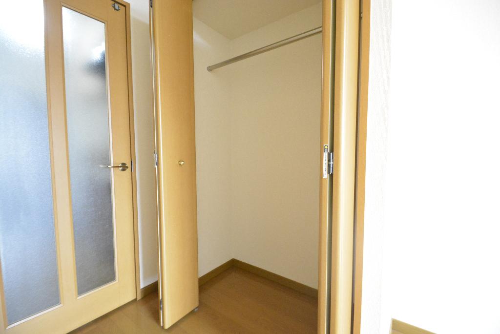 収納　クローゼット