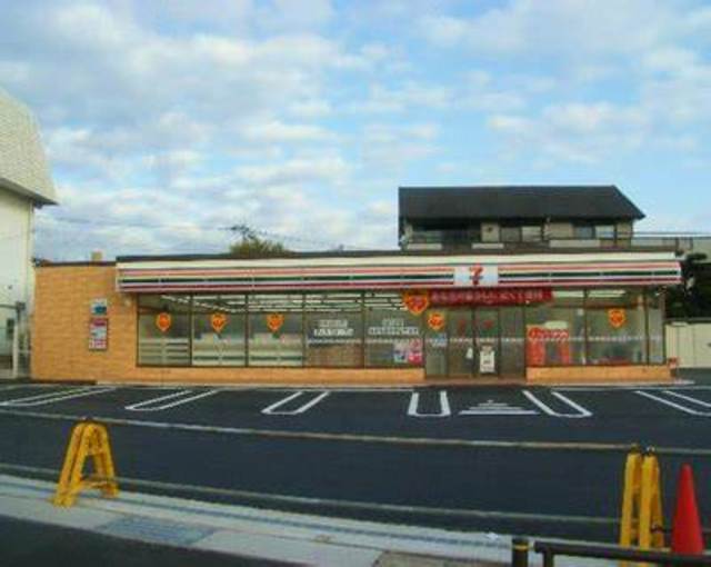 コンビニ　セブンイレブン川崎野川東店（コンビニ）まで748m