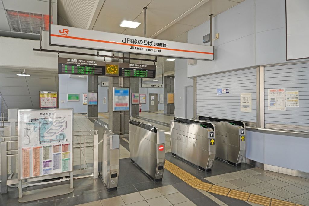 その他　春田駅(JR東海 関西本線)（その他）まで2980m