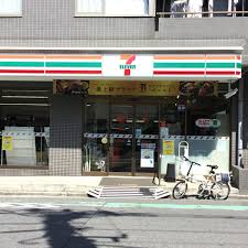 コンビニ　セブンイレブン 渋谷笹塚店（コンビニ）まで448m