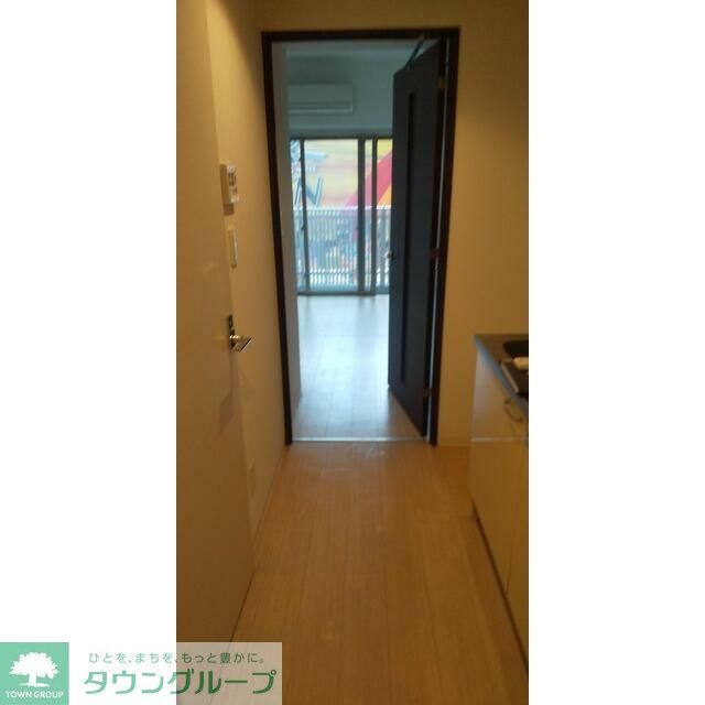玄関　※別部屋参考写真