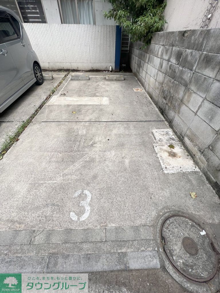 駐車場　駐車場