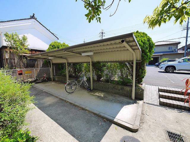 その他共有部分　屋根付き駐輪場です