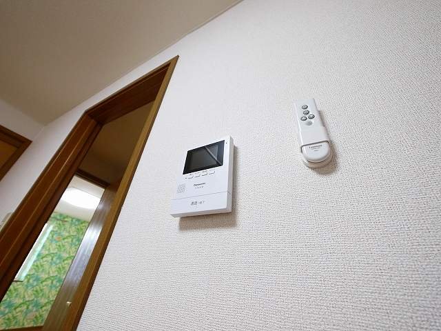 セキュリティ　モニター付きインターホンです