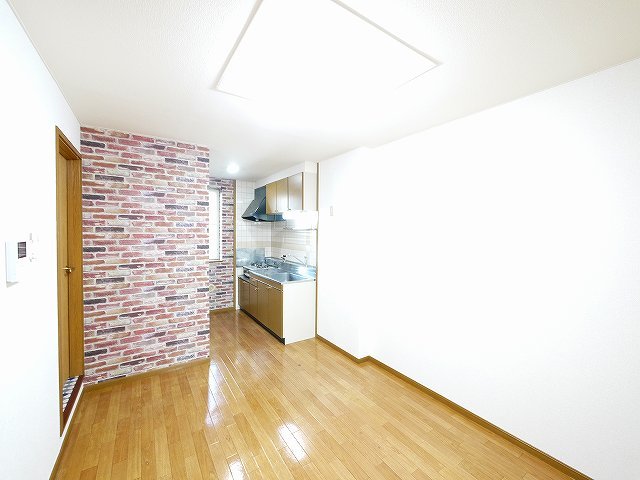 居室・リビング　ゆったり過ごせる居間です