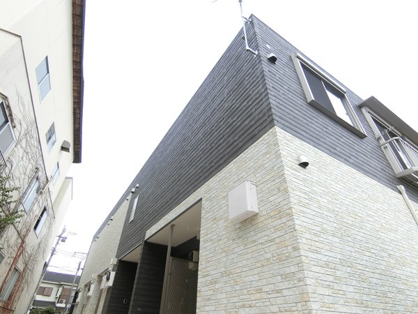 建物外観　日野駅徒歩13分で通勤通学便利です。