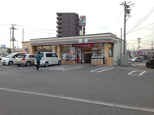 コンビニ　セブンイレブン 神辺十九軒屋店（コンビニ）まで1062m