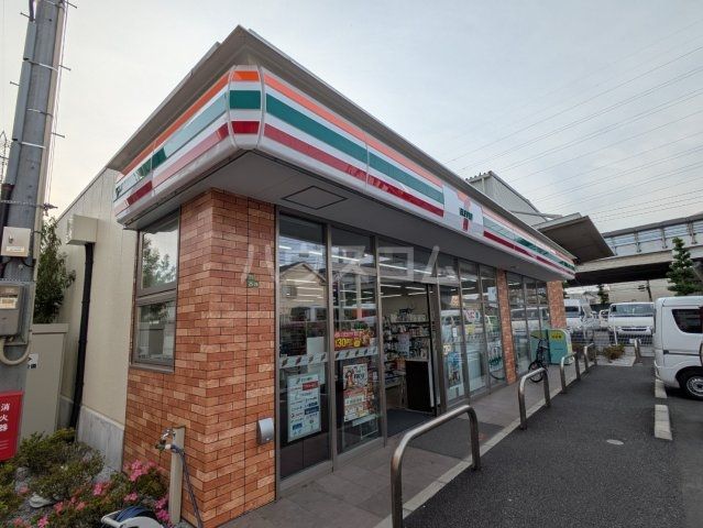 コンビニ　セブンイレブン（コンビニ）まで420m