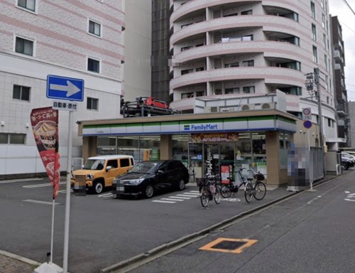 コンビニ　ファミリーマート たちばな店（コンビニ）まで181m