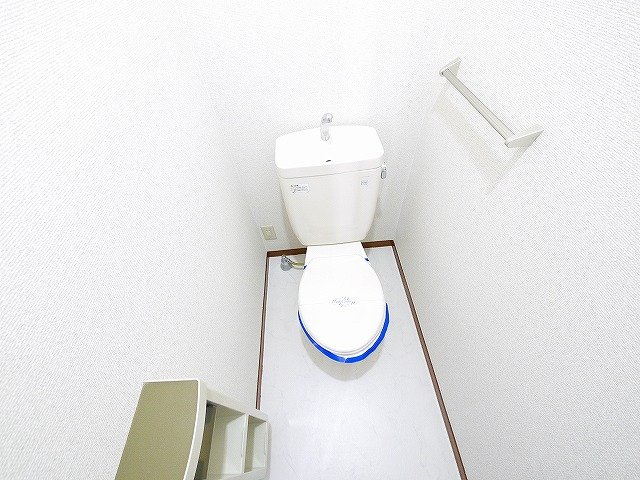 トイレ　コンパクトで使いやすいトイレです
