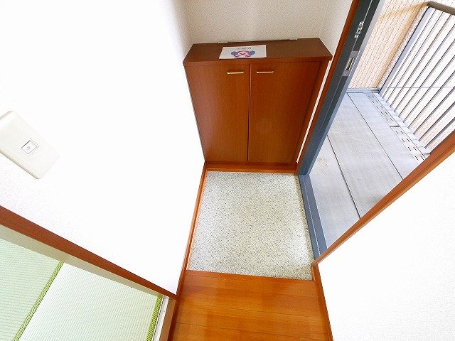 玄関　ゆったりとした玄関です