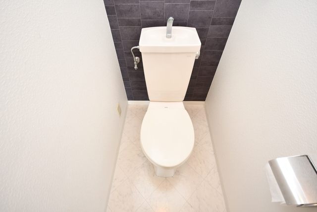 トイレ　トイレ