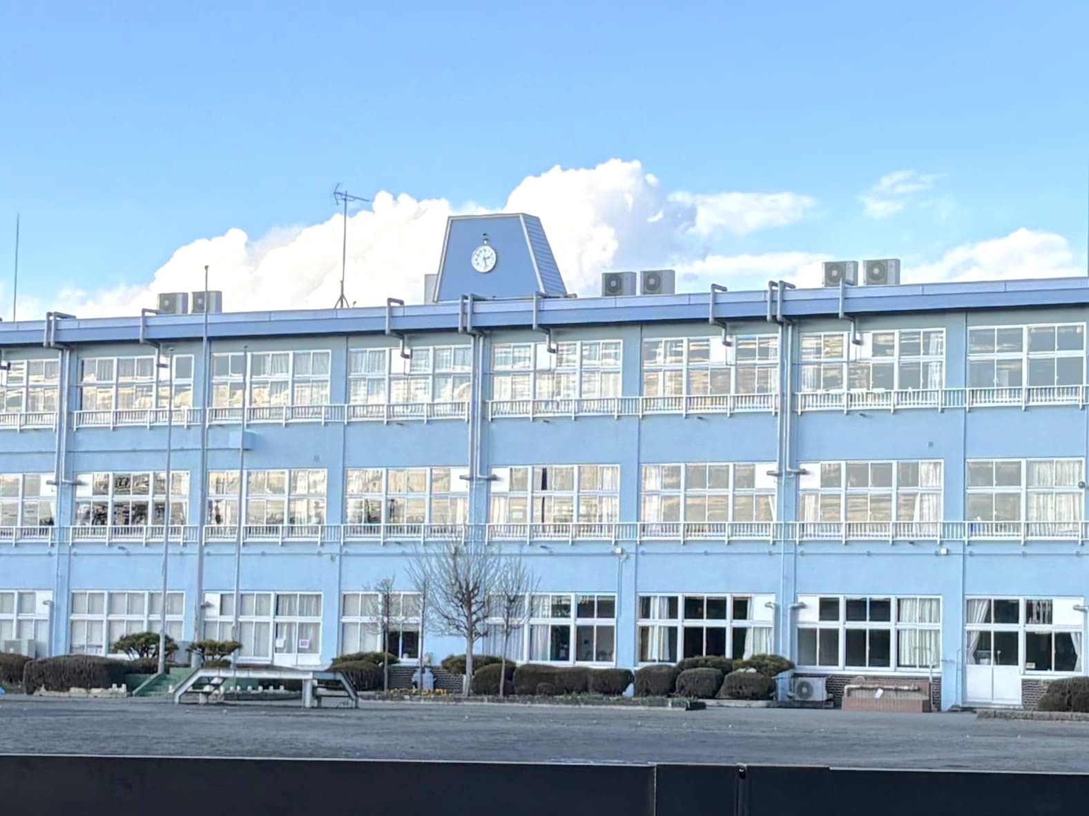 小学校　上三川町立上三川小学校（小学校）まで1589m