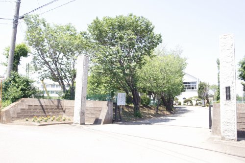 小学校　つくば市立茎崎第二小学校（小学校）まで1453m