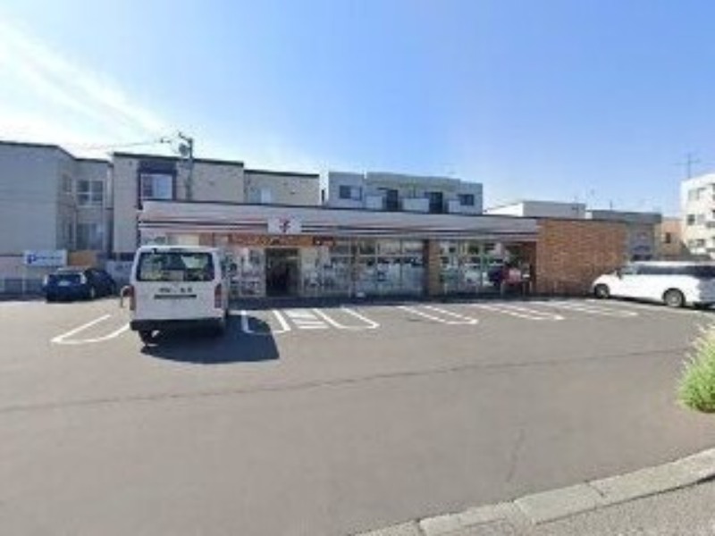 コンビニ　セブンイレブン札幌北19条東店（コンビニ）まで198m