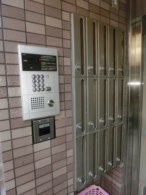 エントランス　セキュリティ