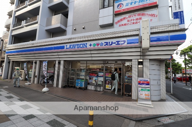 コンビニ　ローソン×スリーエフ（コンビニ）まで224m