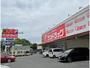 ドラックストア　サンドラッグ日進駅前店（ドラッグストア）まで568m