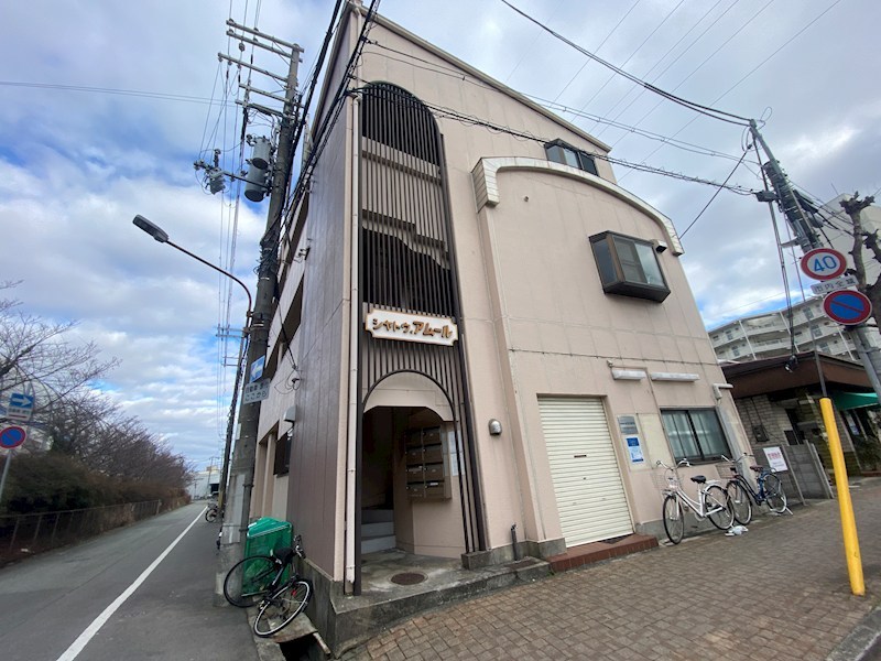 シャトーアムールの外観写真