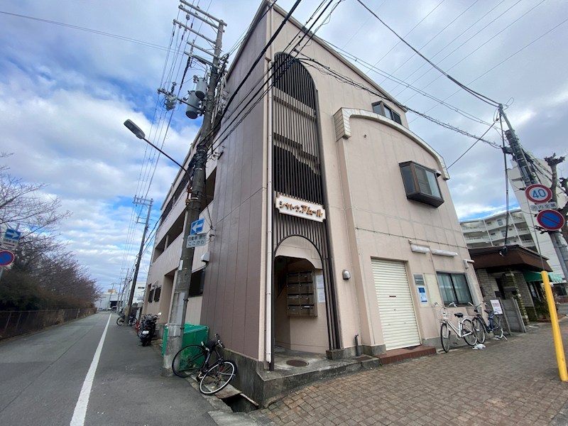 シャトーアムールの外観写真