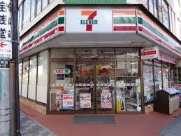 コンビニ　セブンイレブン原町田5丁目店（コンビニ）まで225m
