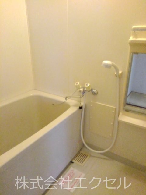 バス・シャワールーム　綺麗な浴室です。