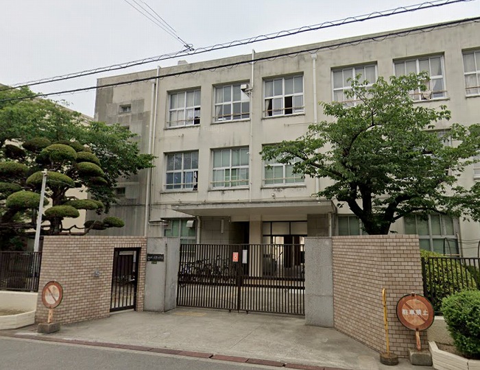 小学校　大阪市立豊里小学校（小学校）まで768m