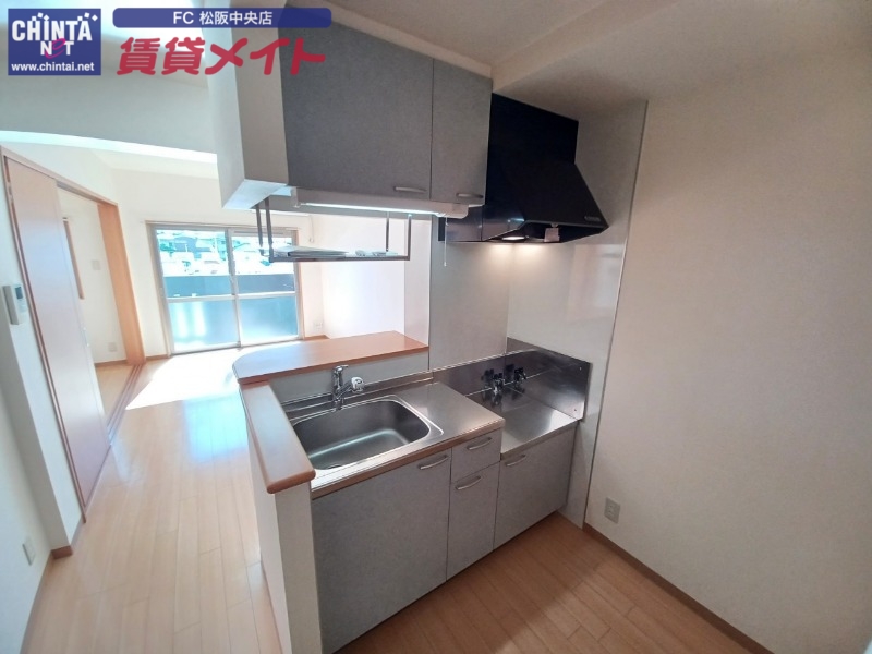キッチン　同型参考写真