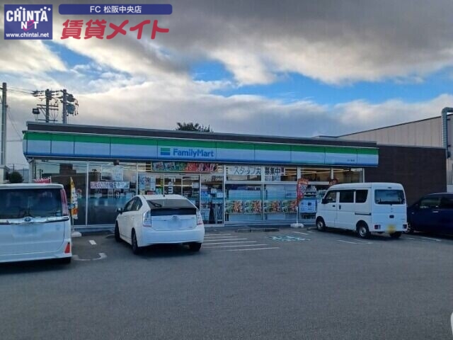 コンビニ　ファミリーマートみくも店（コンビニ）まで382m