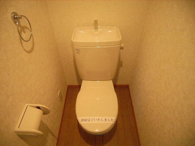 トイレ　別号室