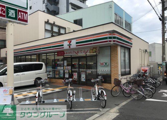 コンビニ　セブンイレブン大阪大淀中店（コンビニ）まで260m