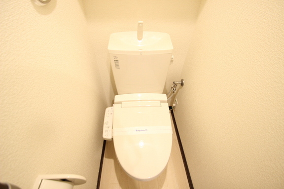 トイレ　※別部屋の写真です