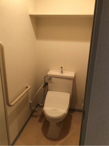 トイレ　別部屋参考画像