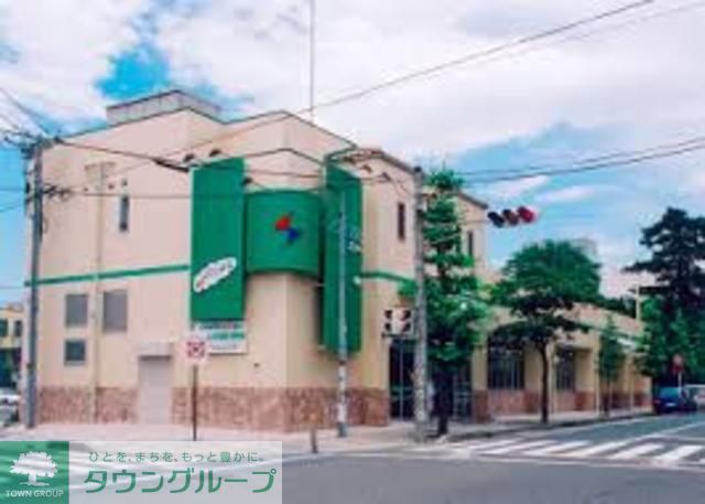 スーパー　しまむらストアー駅前店（スーパー）まで570m