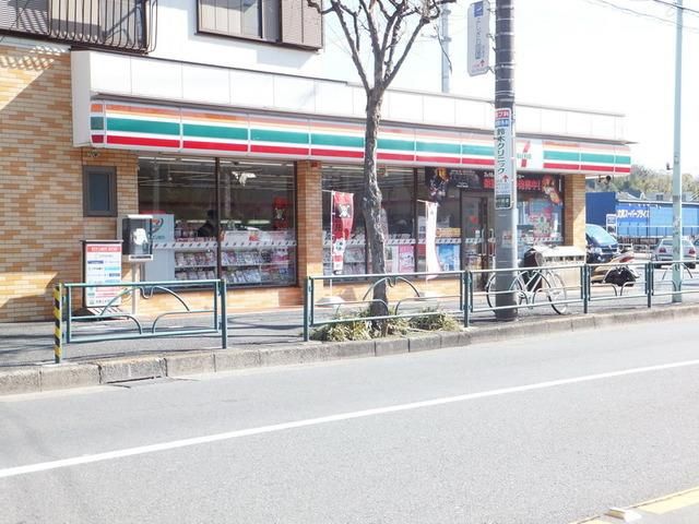 コンビニ　セブンイレブン町田金井入口店（コンビニ）まで335m
