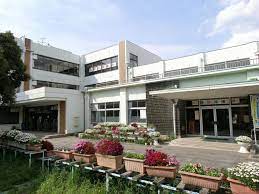 小学校　栗東市立葉山小学校（小学校）まで1552m