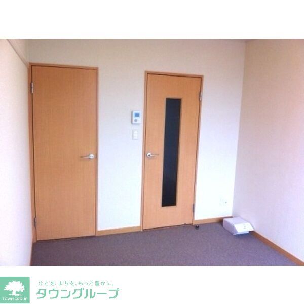 レオパレスブオーノの居間写真