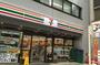 コンビニ　セブンイレブン 大阪扇町店（コンビニ）まで70m