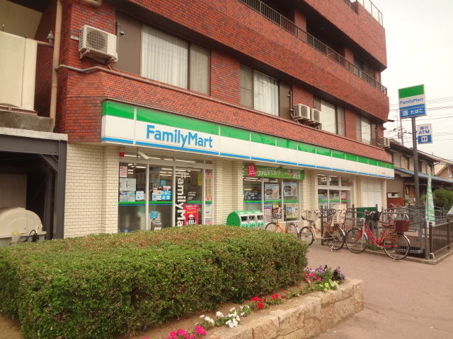 コンビニ　ファミリーマート茨木舟木町店（コンビニ）まで123m