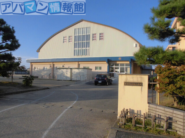 小学校　新潟市立横越小学校（小学校）まで1100m